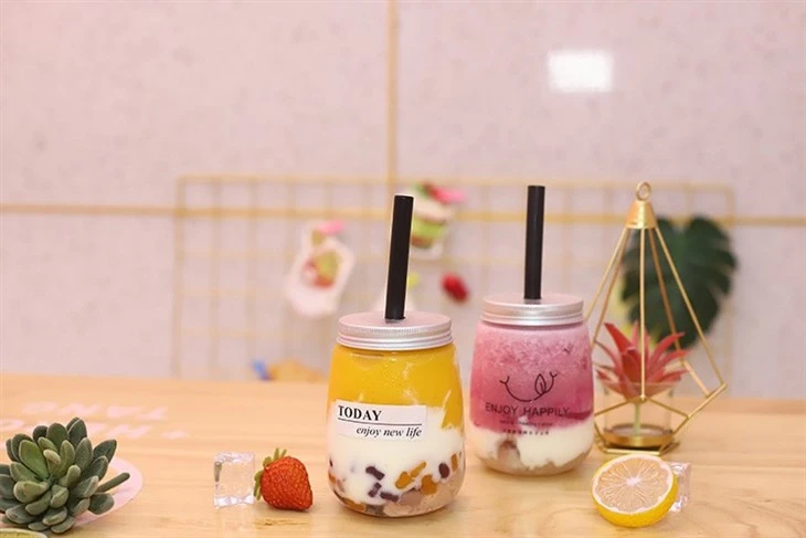 Transparent U Shaped Plastic Bottle Transparent Juice Drink